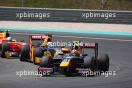 Race 2, Pierre Gasly (FRA) PREMA Racing leads Antonio Giovinazzi (ITA) PREMA Racing 02.10.2016. GP2 Series, Rd 10, Sepang, Malaysia, Sunday.