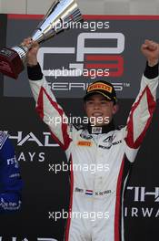 Race 1, Nyck De Vries (HOL) ART Grand Prix, race winner 26.11.2016. GP3 Series, Rd 9, Yas Marina Circuit, Abu Dhabi, UAE, Saturday.