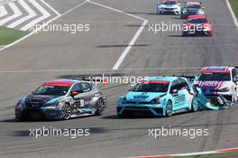Race 2, Jean-Karl Vernay Volkswagen Golf GTI TCR, Leopard Racing 03.04.2016. TCR International Series, Rd 1, Sakhir, Bahrain, Sunday.