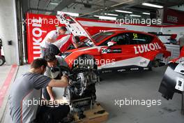 James Nash (GBR) Seat Leon Team Craft-Bamboo LUKOIL 31.03.2016. TCR International Series, Rd 1, Sakhir, Bahrain, Thursday.