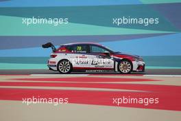 Salman Al Khalifa (BRN), SEAT Leon, Bas Koeten Racing 01.04.2016. TCR International Series, Rd 1, Sakhir, Bahrain, Friday.