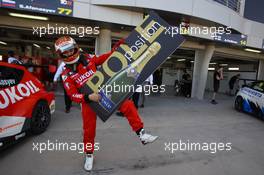 Qualifying, Sergey Afanasyev (RUS) SEAT Leon, Team Craft-Bamboo LUKOIL pole position 02.04.2016. TCR International Series, Rd 1, Sakhir, Bahrain, Saturday.