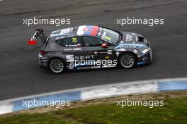 23.04.2016 - Free Practice, Mat'o  Homola (SVK) Seat Leon, B3 Racing Team Hungary 22-24.04.2016 TCR International Series, Round 2, Estoril, Portugal