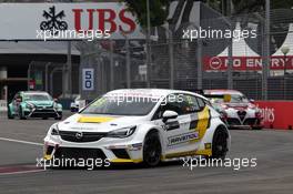 Jordi Oriola (ESP) Opel Astra TCR , Kissling Motorsport 17.09.2016. TCR International Series, Rd 9, Marina Bay Street Circuit, Singapore, Saturday.