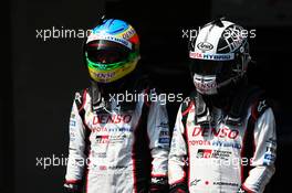 (L to R): Mike Conway (GBR) with Kamui Kobayashi (JPN) Toyota Gazoo Racing. 01.09.2016. FIA World Endurance Championship, Rd 5, 6 Hours of Mexico, Mexico City, Mexico.