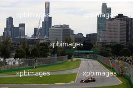Daniel Ricciardo (AUS) Red Bull Racing  24.03.2017. Formula 1 World Championship, Rd 1, Australian Grand Prix, Albert Park, Melbourne, Australia, Practice Day.