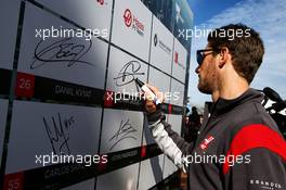 Romain Grosjean (FRA) Haas F1 Team. 24.03.2017. Formula 1 World Championship, Rd 1, Australian Grand Prix, Albert Park, Melbourne, Australia, Practice Day.