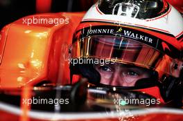 Stoffel Vandoorne (BEL) McLaren MCL32. 24.03.2017. Formula 1 World Championship, Rd 1, Australian Grand Prix, Albert Park, Melbourne, Australia, Practice Day.