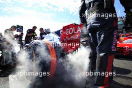 Daniil Kvyat (RUS) Scuderia Toro Rosso STR12 on the grid. 26.03.2017. Formula 1 World Championship, Rd 1, Australian Grand Prix, Albert Park, Melbourne, Australia, Race Day.