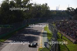 Lewis Hamilton (GBR) Mercedes AMG F1. 26.03.2017. Formula 1 World Championship, Rd 1, Australian Grand Prix, Albert Park, Melbourne, Australia, Race Day.