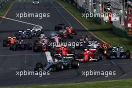 Lewis Hamilton (GBR) Mercedes AMG F1 W08 leads at the start of the race. 26.03.2017. Formula 1 World Championship, Rd 1, Australian Grand Prix, Albert Park, Melbourne, Australia, Race Day.