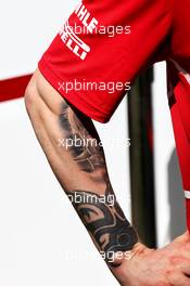 Kimi Raikkonen (FIN) Ferrari - tattoo on arm. 25.03.2017. Formula 1 World Championship, Rd 1, Australian Grand Prix, Albert Park, Melbourne, Australia, Qualifying Day.