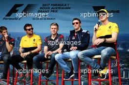 (L to R): Romain Grosjean (FRA) Haas F1 Team; Jolyon Palmer (GBR) Renault Sport F1 Team; Kevin Magnussen (DEN) Haas F1 Team; Daniil Kvyat (RUS) Scuderia Toro Rosso; and Nico Hulkenberg (GER) Renault Sport F1 Team. 26.03.2017. Formula 1 World Championship, Rd 1, Australian Grand Prix, Albert Park, Melbourne, Australia, Race Day.