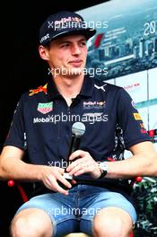 Max Verstappen (NLD) Red Bull Racing. 26.03.2017. Formula 1 World Championship, Rd 1, Australian Grand Prix, Albert Park, Melbourne, Australia, Race Day.