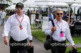 (L to R): Jerome Stoll (FRA) Renault Sport F1 President with Patrice Ratti (FRA) Renault Sport Cars General Manager. 26.03.2017. Formula 1 World Championship, Rd 1, Australian Grand Prix, Albert Park, Melbourne, Australia, Race Day.