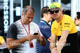 (L to R): Kai Ebel (GER) RTL TV Presenter with Nico Hulkenberg (GER) Renault Sport F1 Team. 23.03.2017. Formula 1 World Championship, Rd 1, Australian Grand Prix, Albert Park, Melbourne, Australia, Preparation Day.