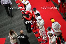 Kimi Raikkonen (FIN) Ferrari with Jean Todt (FRA) FIA President on the grid. 09.07.2017. Formula 1 World Championship, Rd 9, Austrian Grand Prix, Spielberg, Austria, Race Day.
