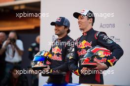 (L to R): Carlos Sainz Jr (ESP) Scuderia Toro Rosso with team mate Daniil Kvyat (RUS) Scuderia Toro Rosso. 26.02.2017. Formula One Testing, Preparations, Barcelona, Spain. Sunday.