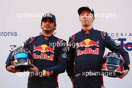 (L to R): Carlos Sainz Jr (ESP) Scuderia Toro Rosso with team mate Daniil Kvyat (RUS) Scuderia Toro Rosso. 26.02.2017. Formula One Testing, Preparations, Barcelona, Spain. Sunday.