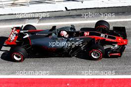 Kevin Magnussen (DEN) Haas VF-17. 07.03.2017. Formula One Testing, Day One, Barcelona, Spain. Tuesday.