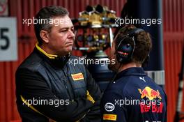 (L to R): Mario Isola (ITA) Pirelli Racing Manager with Christian Horner (GBR) Red Bull Racing Team Principal. 08.03.2017. Formula One Testing, Day Two, Barcelona, Spain. Wednesday.
