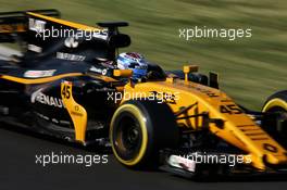 Nicholas Latifi (CDN) Renault Sport F1 Team RS17 Test Driver. 01.08.2017. Formula 1 Testing, Budapest, Hungary.