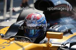 Nicholas Latifi (CDN) Renault Sport F1 Team RS17 Test Driver. 01.08.2017. Formula 1 Testing, Budapest, Hungary.