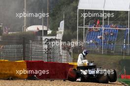 Felipe Massa (BRA) Williams FW40 crashed in the first practice session. 25.08.2017. Formula 1 World Championship, Rd 12, Belgian Grand Prix, Spa Francorchamps, Belgium, Practice Day.