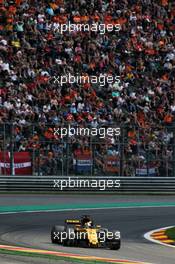 Nico Hulkenberg (GER) Renault Sport F1 Team RS17. 27.08.2017. Formula 1 World Championship, Rd 12, Belgian Grand Prix, Spa Francorchamps, Belgium, Race Day.