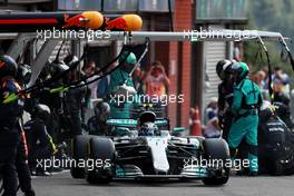 Valtteri Bottas (FIN) Mercedes AMG F1 W08 makes a pit stop. 27.08.2017. Formula 1 World Championship, Rd 12, Belgian Grand Prix, Spa Francorchamps, Belgium, Race Day.