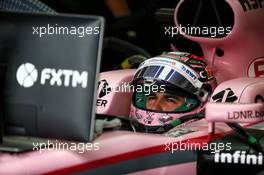 Sergio Perez (MEX) Sahara Force India F1 VJM10. 15.04.2017. Formula 1 World Championship, Rd 3, Bahrain Grand Prix, Sakhir, Bahrain, Qualifying Day.