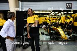 (L to R): Alain Prost (FRA) Renault Sport F1 Team Special Advisor with Cyril Abiteboul (FRA) Renault Sport F1 Managing Director. 15.04.2017. Formula 1 World Championship, Rd 3, Bahrain Grand Prix, Sakhir, Bahrain, Qualifying Day.