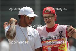 Lewis Hamilton (GBR) Mercedes AMG F1. 13.04.2017. Formula 1 World Championship, Rd 3, Bahrain Grand Prix, Sakhir, Bahrain, Preparation Day.