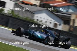 Lewis Hamilton (GBR) Mercedes AMG F1 W08. 10.11.2017. Formula 1 World Championship, Rd 19, Brazilian Grand Prix, Sao Paulo, Brazil, Practice Day.