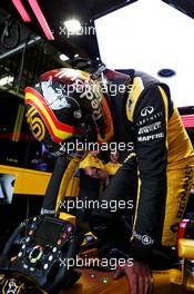 Carlos Sainz Jr (ESP) Renault Sport F1 Team RS17. 10.11.2017. Formula 1 World Championship, Rd 19, Brazilian Grand Prix, Sao Paulo, Brazil, Practice Day.