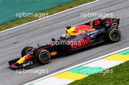 Daniel Ricciardo (AUS) Red Bull Racing RB13. 10.11.2017. Formula 1 World Championship, Rd 19, Brazilian Grand Prix, Sao Paulo, Brazil, Practice Day.