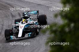 Lewis Hamilton (GBR) Mercedes AMG F1 W08. 10.11.2017. Formula 1 World Championship, Rd 19, Brazilian Grand Prix, Sao Paulo, Brazil, Practice Day.