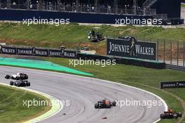 Max Verstappen (NLD) Red Bull Racing RB13 and Stoffel Vandoorne (BEL) McLaren MCL32 made contact at the start of the race. 12.11.2017. Formula 1 World Championship, Rd 19, Brazilian Grand Prix, Sao Paulo, Brazil, Race Day.