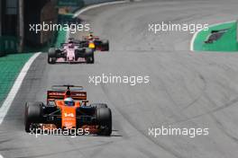 Fernando Alonso (ESP) McLaren F1  12.11.2017. Formula 1 World Championship, Rd 19, Brazilian Grand Prix, Sao Paulo, Brazil, Race Day.