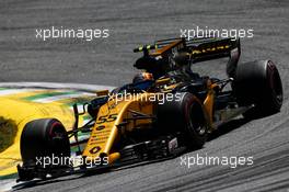 Carlos Sainz Jr (ESP) Renault Sport F1 Team RS17. 12.11.2017. Formula 1 World Championship, Rd 19, Brazilian Grand Prix, Sao Paulo, Brazil, Race Day.