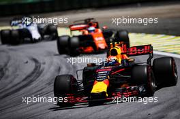 Max Verstappen (NLD) Red Bull Racing RB13. 12.11.2017. Formula 1 World Championship, Rd 19, Brazilian Grand Prix, Sao Paulo, Brazil, Race Day.