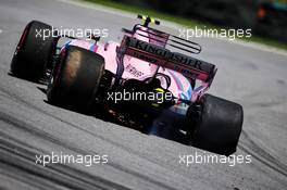 Esteban Ocon (FRA) Sahara Force India F1 VJM10 with damage that led to his retirement at the start of the race. 12.11.2017. Formula 1 World Championship, Rd 19, Brazilian Grand Prix, Sao Paulo, Brazil, Race Day.