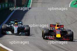 Lewis Hamilton (GBR) Mercedes AMG F1  and Max Verstappen (NLD) Red Bull Racing  12.11.2017. Formula 1 World Championship, Rd 19, Brazilian Grand Prix, Sao Paulo, Brazil, Race Day.