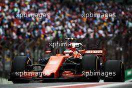 Stoffel Vandoorne (BEL) McLaren MCL32. 11.11.2017. Formula 1 World Championship, Rd 19, Brazilian Grand Prix, Sao Paulo, Brazil, Qualifying Day.