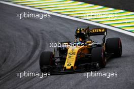 Carlos Sainz Jr (ESP) Renault Sport F1 Team RS17. 11.11.2017. Formula 1 World Championship, Rd 19, Brazilian Grand Prix, Sao Paulo, Brazil, Qualifying Day.