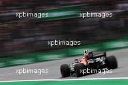 Stoffel Vandoorne (BEL) McLaren MCL32. 11.11.2017. Formula 1 World Championship, Rd 19, Brazilian Grand Prix, Sao Paulo, Brazil, Qualifying Day.