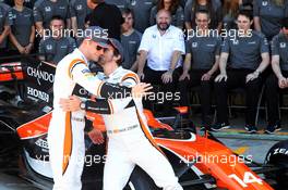 (L to R): Stoffel Vandoorne (BEL) McLaren with Fernando Alonso (ESP) McLaren at a team photograph. 12.11.2017. Formula 1 World Championship, Rd 19, Brazilian Grand Prix, Sao Paulo, Brazil, Race Day.