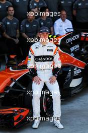 Stoffel Vandoorne (BEL) McLaren at a team photograph. 12.11.2017. Formula 1 World Championship, Rd 19, Brazilian Grand Prix, Sao Paulo, Brazil, Race Day.