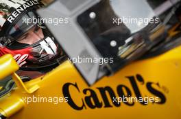 Nico Hulkenberg (GER) Renault Sport F1 Team RS17. 09.06.2017. Formula 1 World Championship, Rd 7, Canadian Grand Prix, Montreal, Canada, Practice Day.
