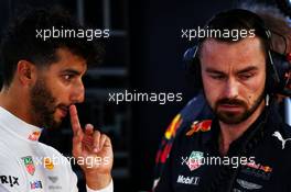 Daniel Ricciardo (AUS) Red Bull Racing with Simon Rennie (GBR) Red Bull Racing Race Engineer. 09.06.2017. Formula 1 World Championship, Rd 7, Canadian Grand Prix, Montreal, Canada, Practice Day.